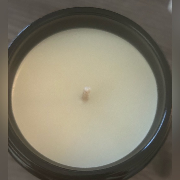 HOMSOLVER
HOME FRAGRANCE
Scented Candle - Picture 5 of 5